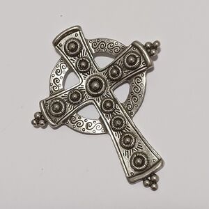 Vintage 80s Silver Gothic Ornate Cross Pin Signed JJ